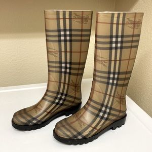 Burberry rain boots, size 36 or 3 1/2
